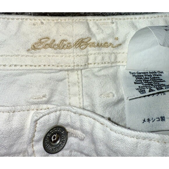 Eddie Bauer Women's White Embroidered Pocket Denim Ankle Jeans Size 14 - Picture 4 of 7